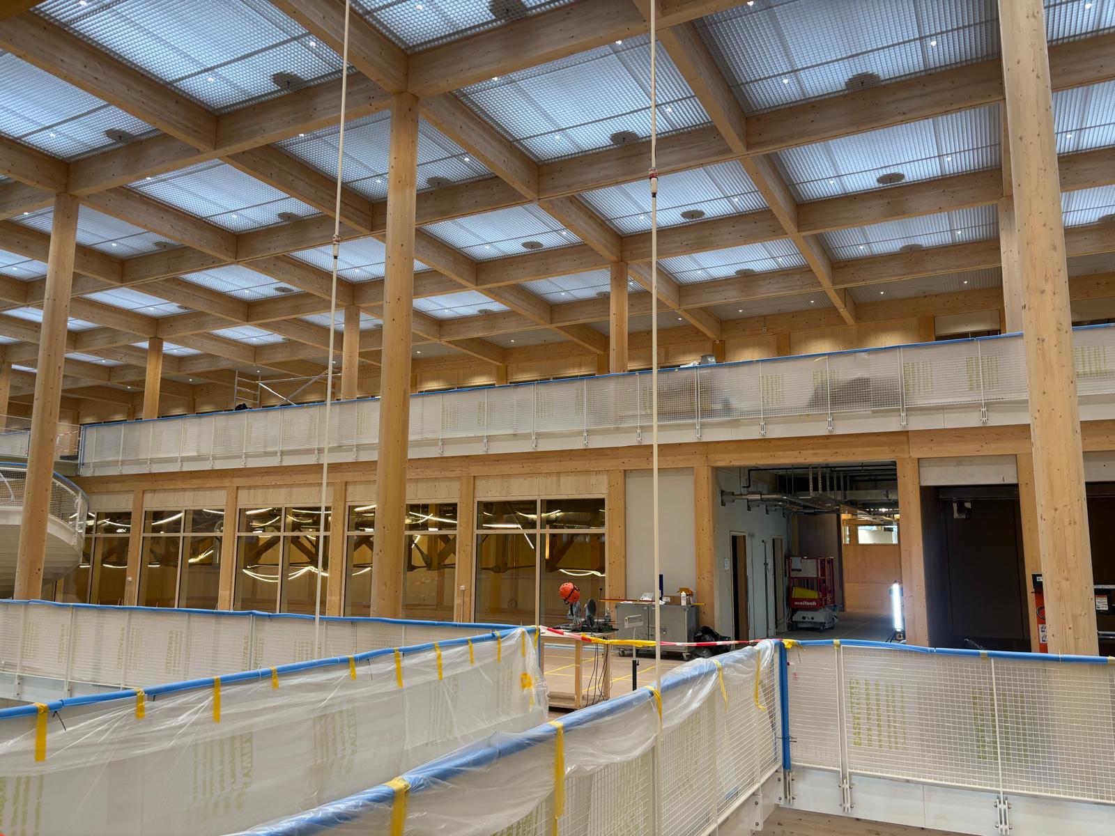 Grossraum in Holzbau, Schule